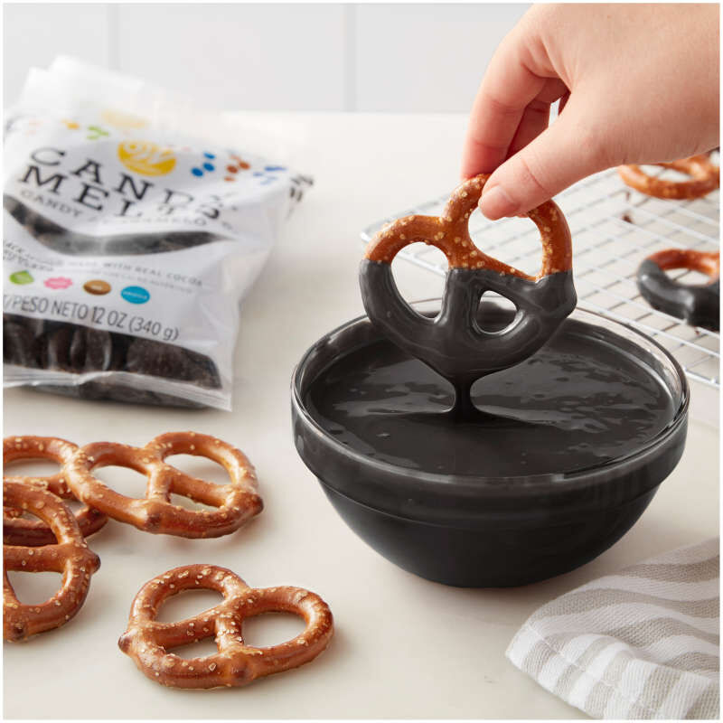 Black Candy Melts  image number 3