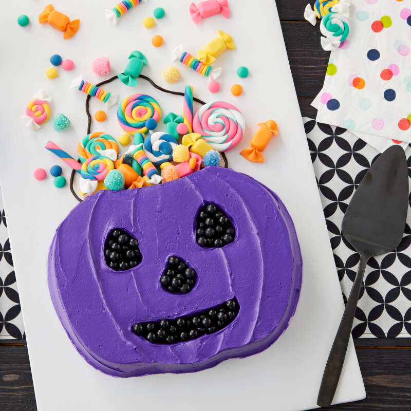 Halloween Non-Stick Pumpkin-Shaped Cake Pan, 11 x 10-Inch image number 5