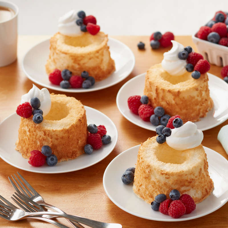 Mini Angel Food Cake Pan, 4-Cavity image number 4