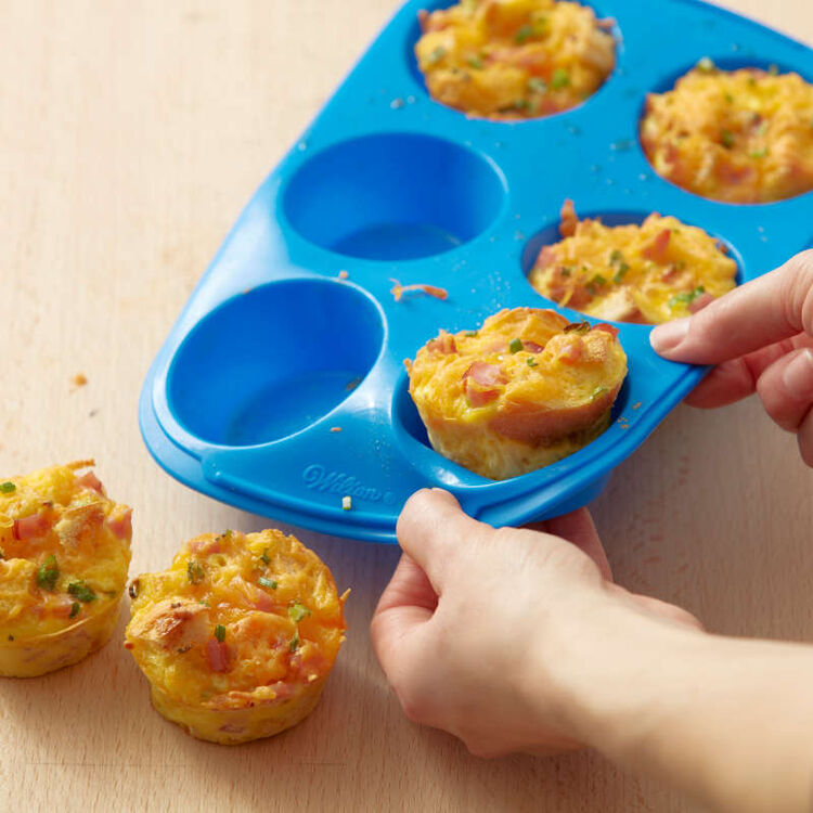 Easy-Flex Silicone Muffin and Cupcake Pan, 6-Cup