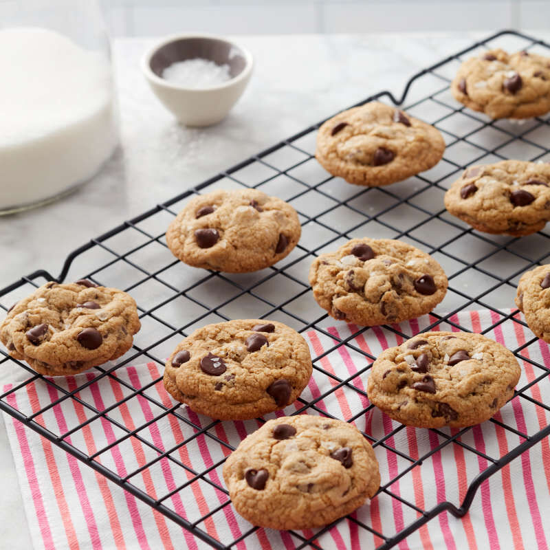 Recipe Right Non-Stick Cooling Grid, 16 x 10-Inch image number 3