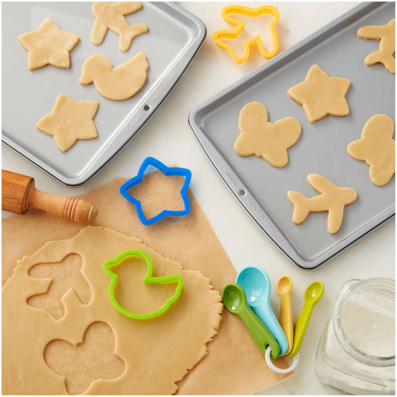 Recipe Right Cookie Sheet Set, 3-Piece Non-Stick Baking Sheets image number 4