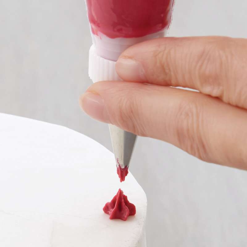 How to Decorate Cakes and Desserts Kit, 39-Piece image number 7