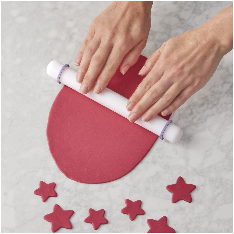 Rolling Red Fondant image number 4