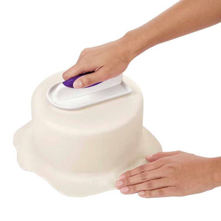 Decorator Preferred White Fondant, 24 oz. Fondant Icing