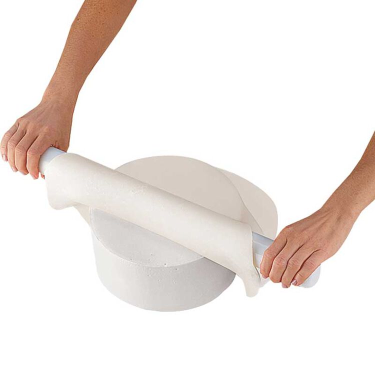 Decorator Preferred White Fondant, 24 oz. Fondant Icing