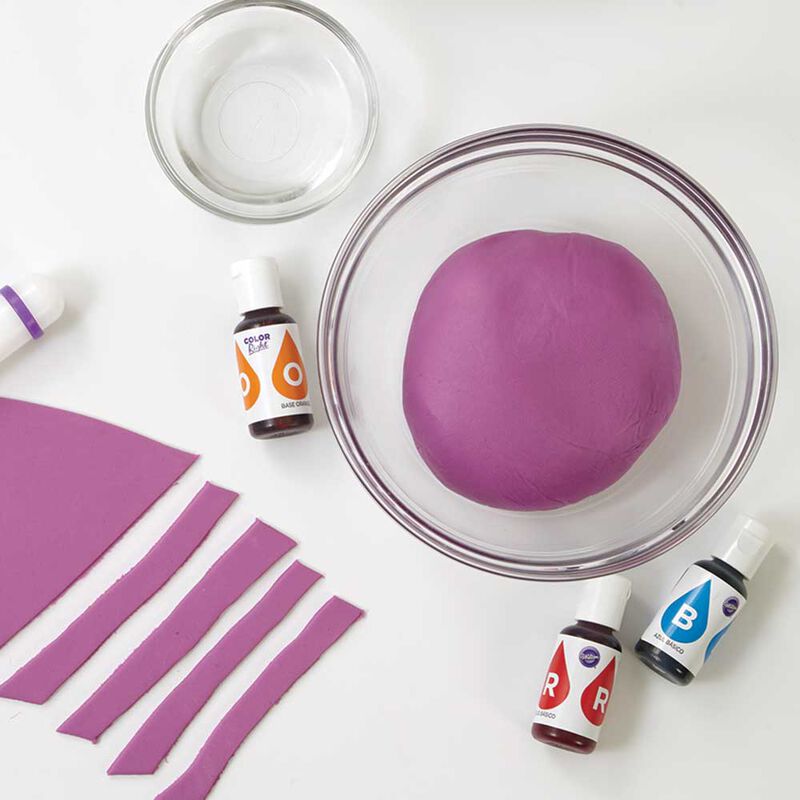 How to Color Fondant image number 0