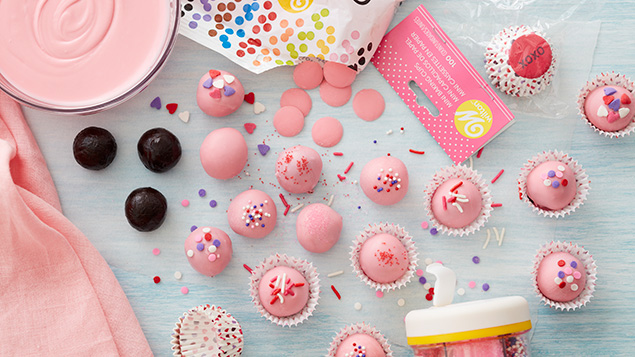 Cake pop ice cream cones